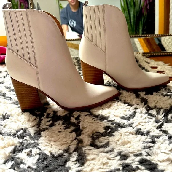 NWOT Marc fisher boots - Picture 2 of 12